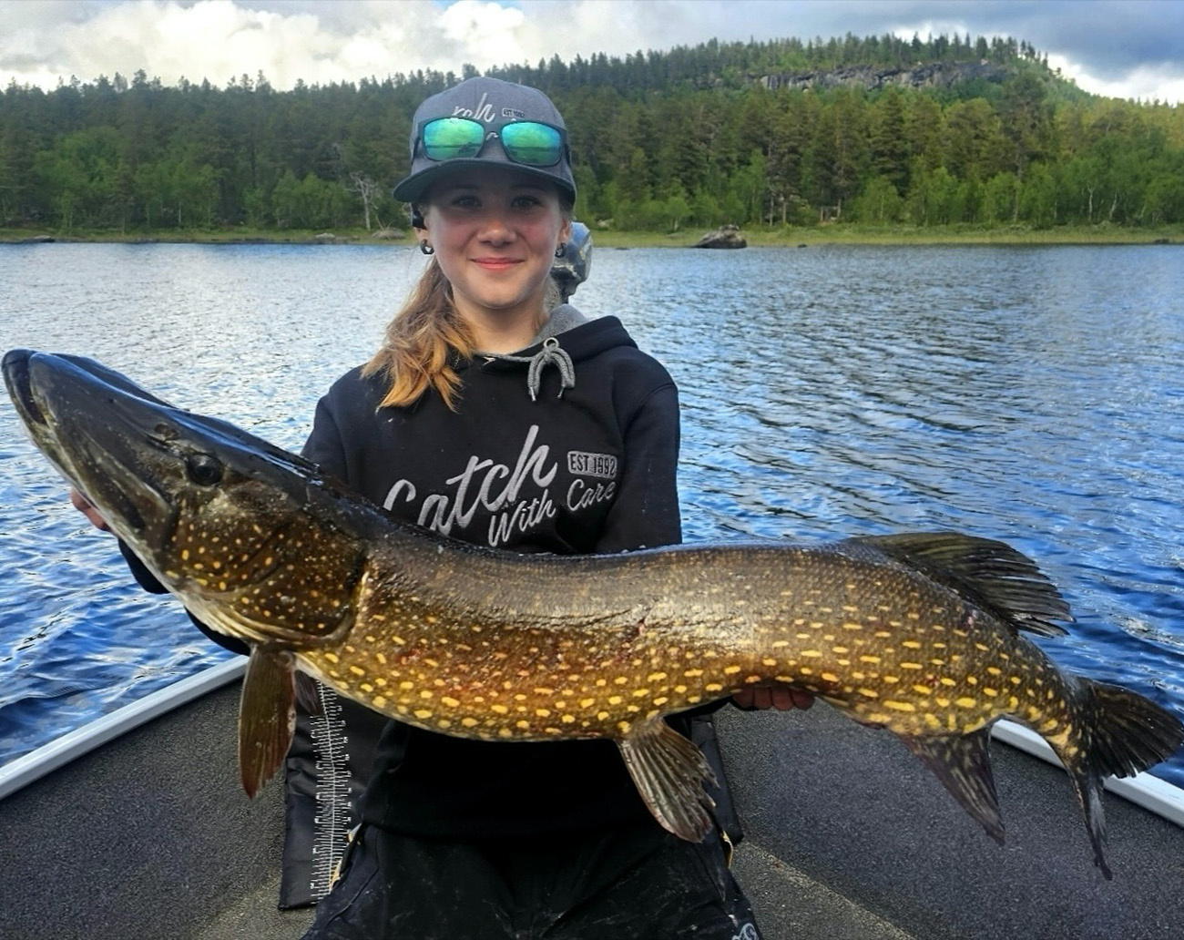 CWC PRO UV Chartreuse Stinger, SS 100lb Original Tandem 2/0